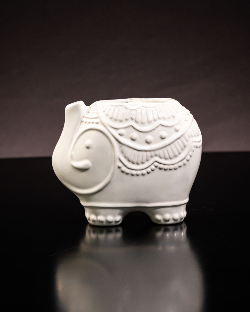 Weight MISSING | Elegant Ceramic Elephant Parade Bathroom Set | Set of 3