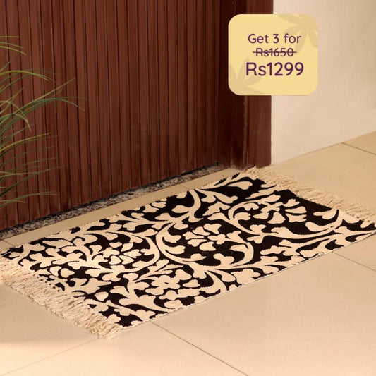 Black & White Floral Design Doormat | 21 x 34 Inches