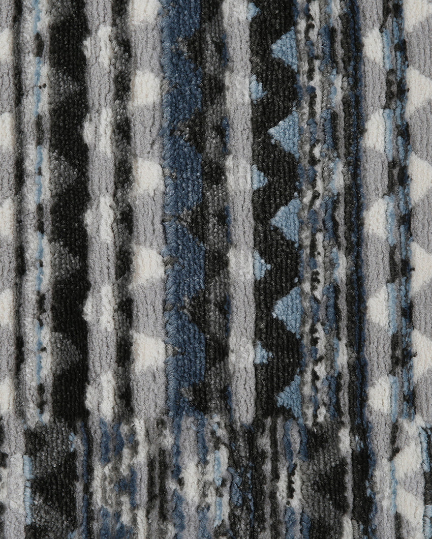 Revamp Your Space With Trendy Woven Carpet
