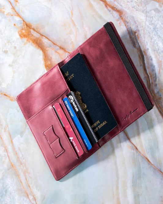 Soujourn Leather Passport Cover