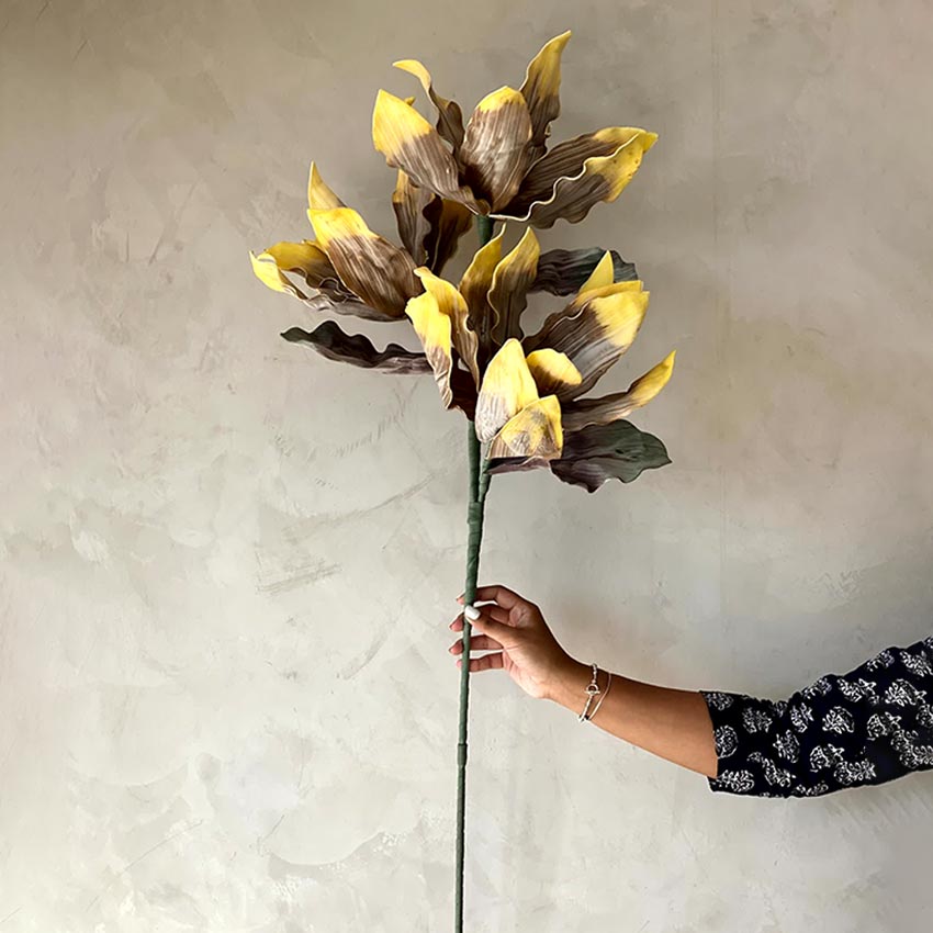 Warm Artificial Amber Ombre Magnolia Stem Without Vase | 3.3 Feet
