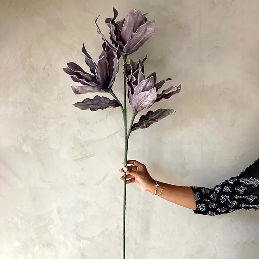 Elegant Artificial Lavender Ombre Magnolia Stem Without Vase | 3.3 Feet