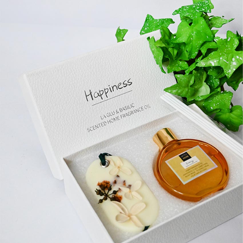 Elegant Natural Reed Diffuser with Refreshing Fresh Air Fragrance | 6 x 5 x 3 inches