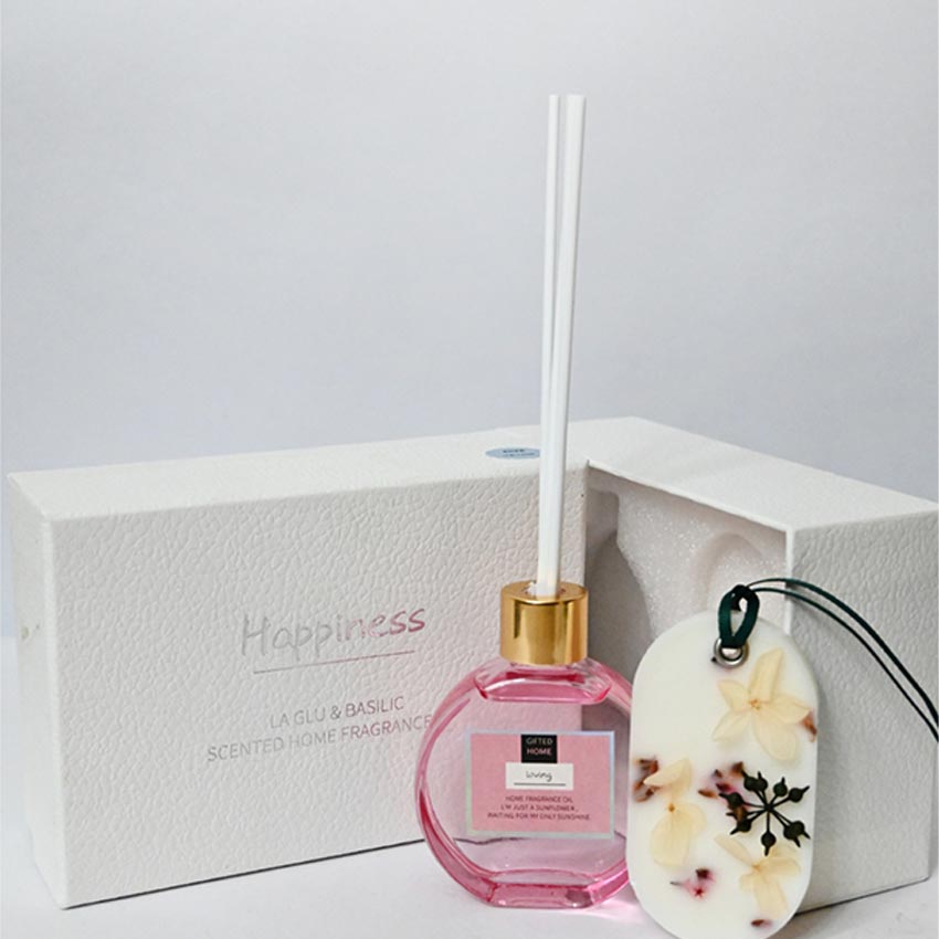 Elegant Natural Reed Diffuser with Refreshing Fresh Air Fragrance | 6 x 5 x 3 inches