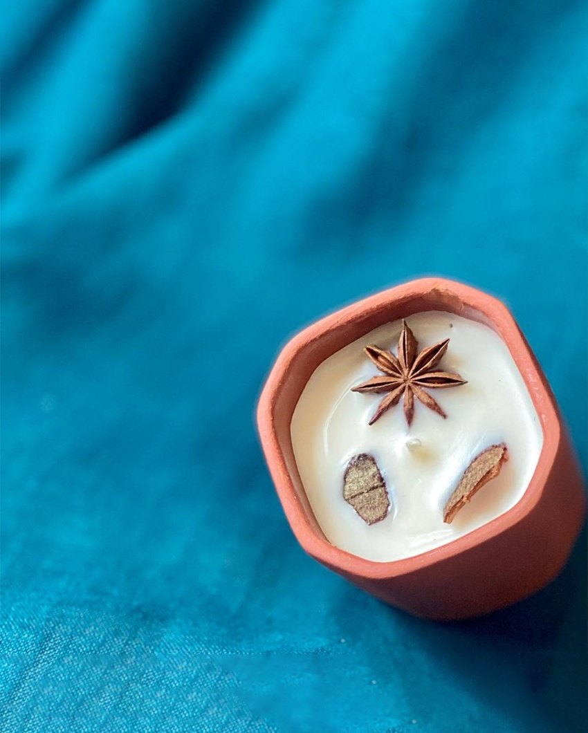 Warm Cinnamon & Vanilla Scented Earthen Pot Candle