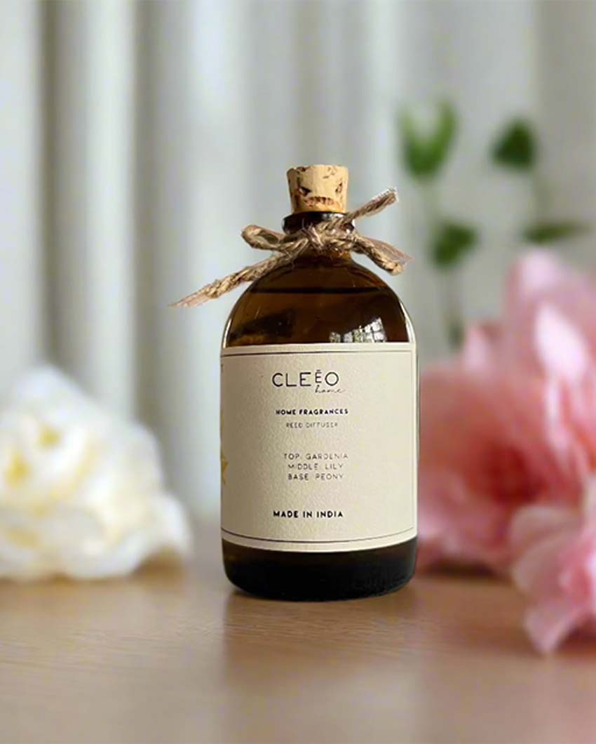 Meadow Mist Lily & Gardenia with Peony Reed Diffuser | 2 x 5 x 8 inches | 120ml