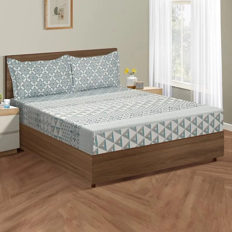 Blue Color Flower Print Cotton Bedding Set King Size
