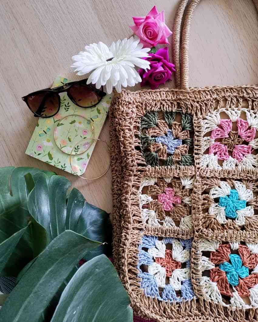 Modern Poppins Shoulder Bag | 14 x 5 x 15 inches
