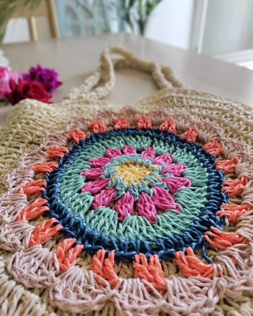 Bold Veronica Shoulder Bag | 18 x 5 x 16 inches