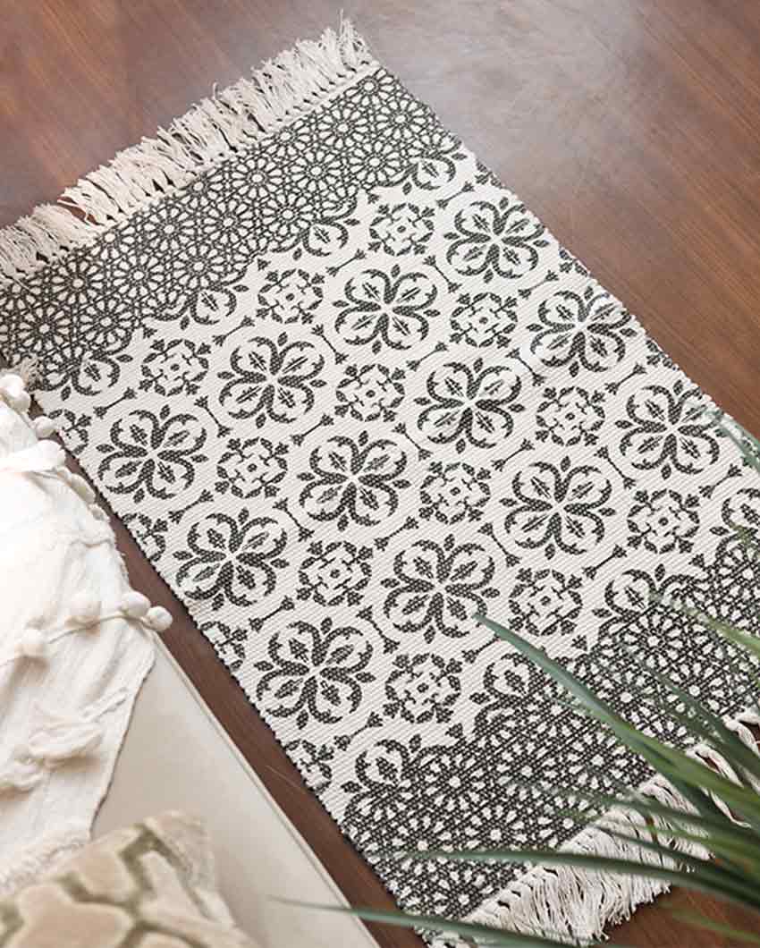 Geometric Accent Floor Mat | 34 x 21 inches