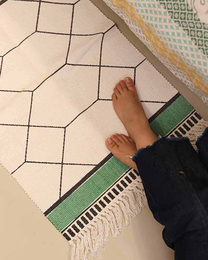 Geometric Pattern Accent Floor Mat | 34 x 21 inches