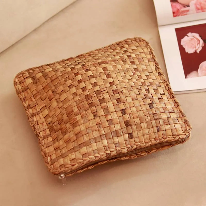 Chic Water Hyacinth Cushion Cover (Single)