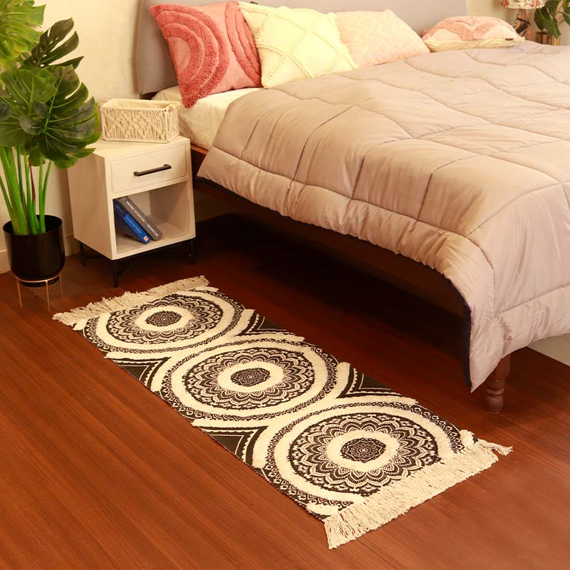 Tufted Bedside Runner