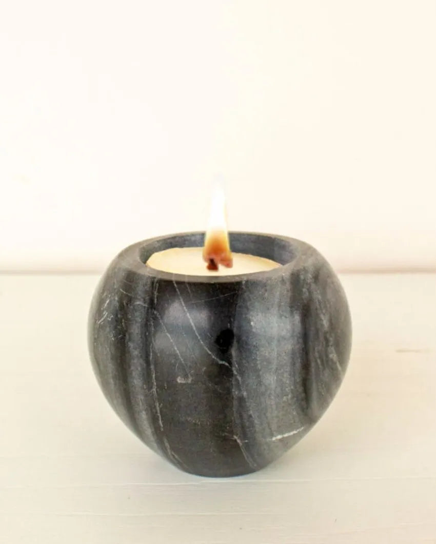 Elongated Concave Marble Candle | 6.99 x 5.08 cm / 2.75 x 2 inches