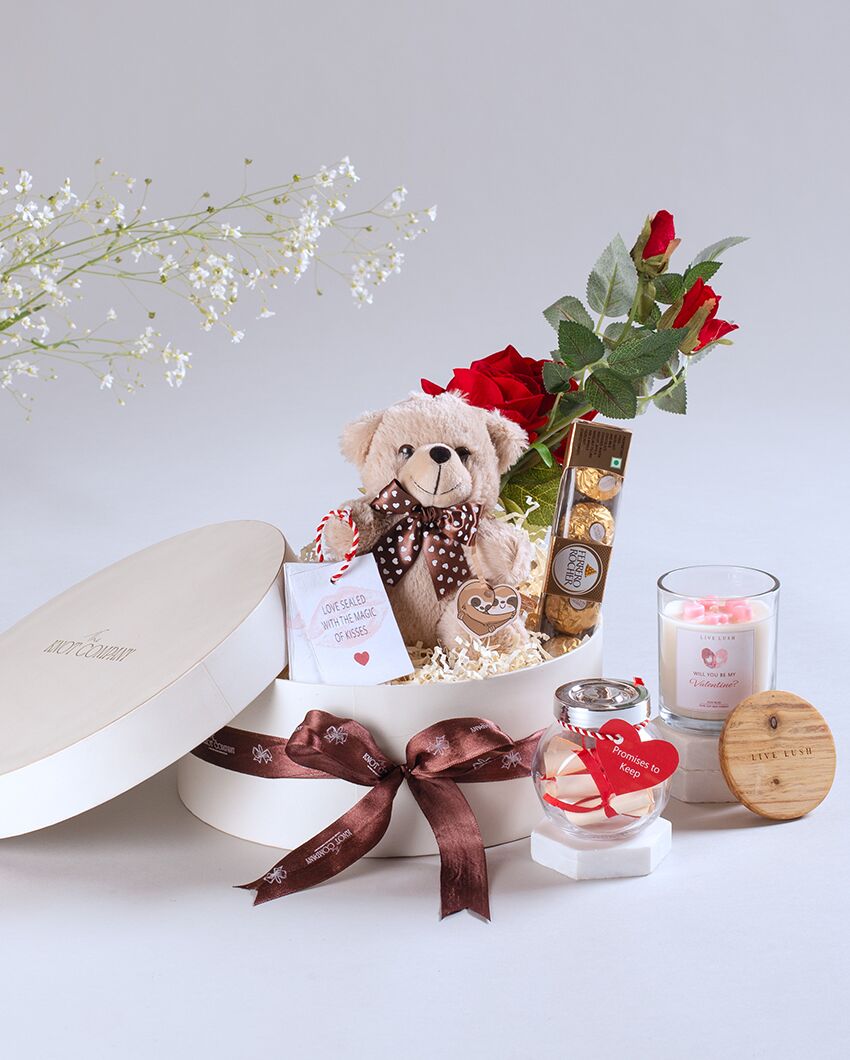 Make Her Feel Special Gift Hamper