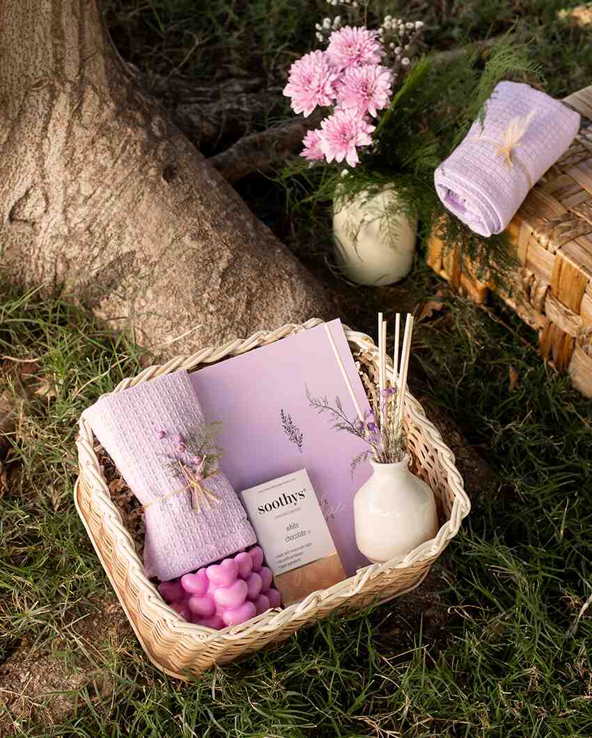 Dreamy Lilac Moments Gift Hamper