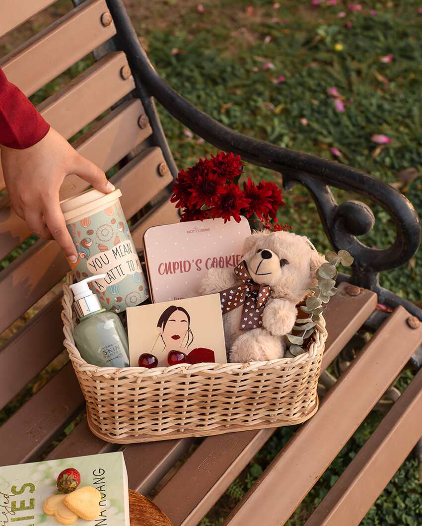 Send Them Latte Love Gift Hamper