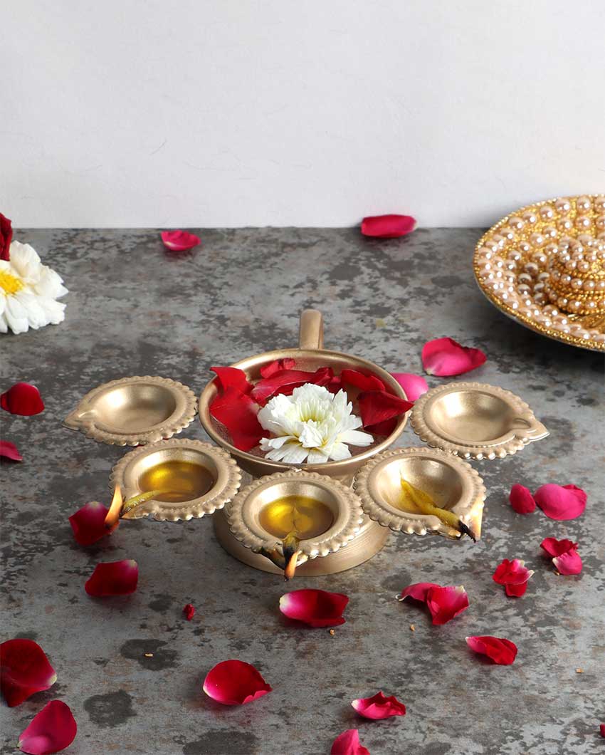 Lotus Design Akhand Dia Jyot with Handle | 7 x 7 x 3 inches