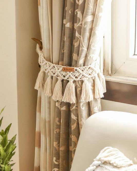 V-Shaped Cotton Curtain Binds