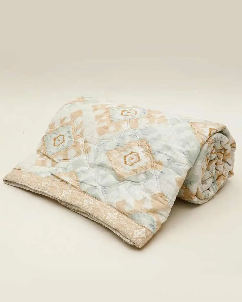 Diamond Print Design Cotton Polyfill Comforter | Double Fitted
