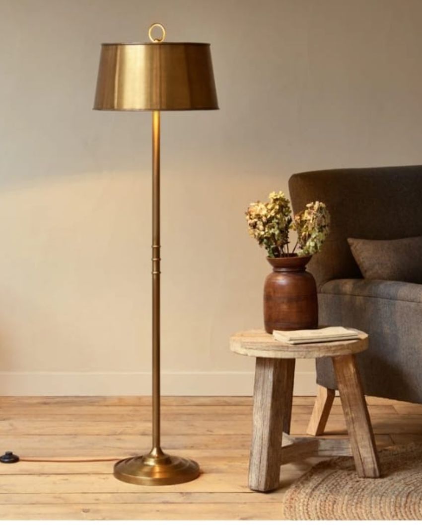 Luxurious Metallic Golden Floor Lamp with Aluminium Steel Construction | 12 x 65 inches