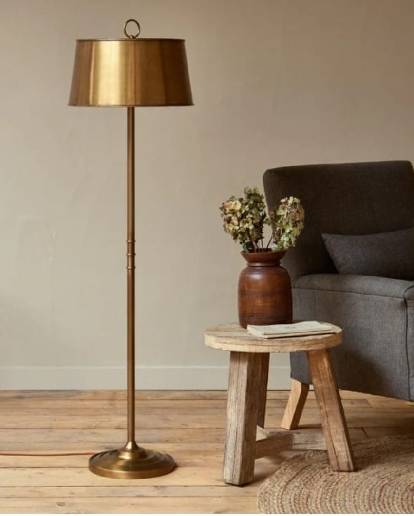 Luxurious Metallic Golden Floor Lamp with Aluminium Steel Construction | 12 x 65 inches