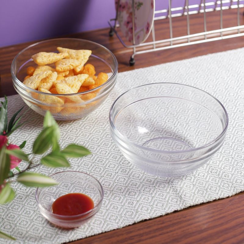 Glass dipping outlet bowls