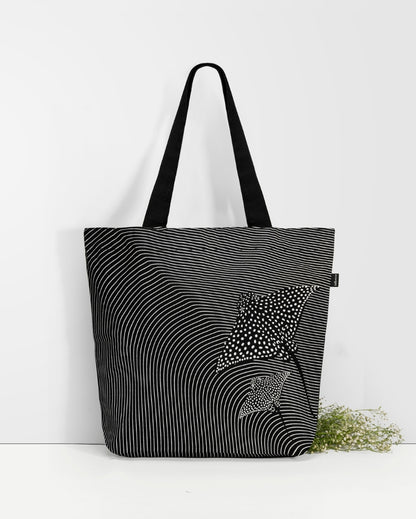 Mesmerizing Stingray Large Zipper Tote Bag | 17 x 4 x 15 inches