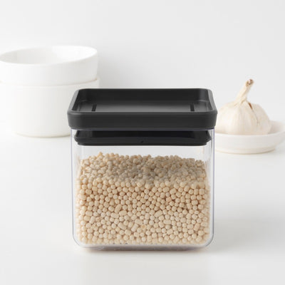 Square Food Storage Canister 700 ml