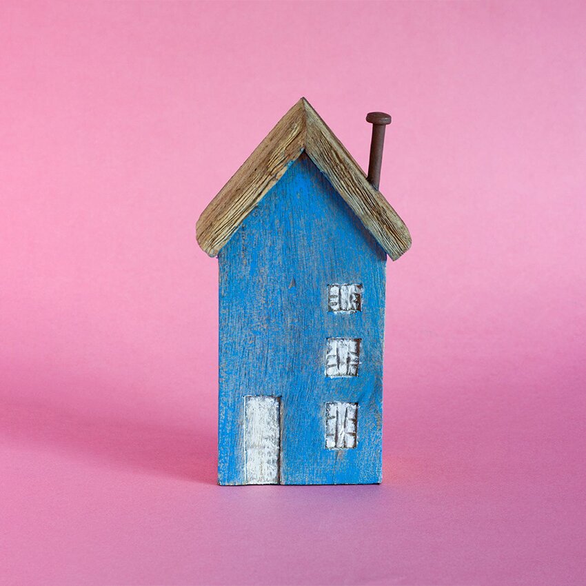 Tiny Homes Wooden Blue Paperweight Showpiece | 3 x 2 x 7 inches