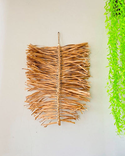 Raffia Leaf Shape Wall Décor