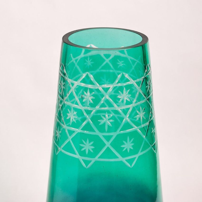 Stunning Etched Green & Blue Contrast Glass Flower Vase