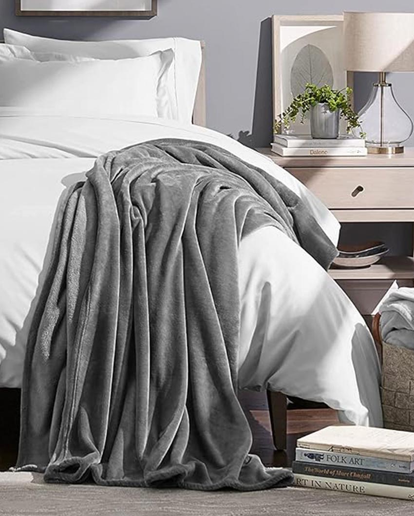 Elegance Sleek Cadet Grey Throw