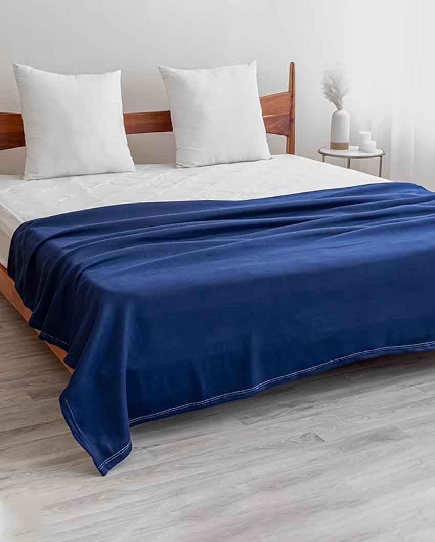 Classic Navy Blue Velvet Throw