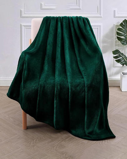 Serene Olive Green Velvet Throw