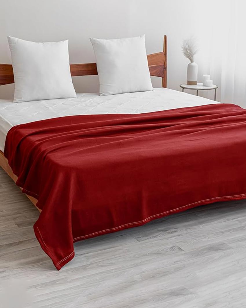 Chic Vintage Maroon Flannel Throw