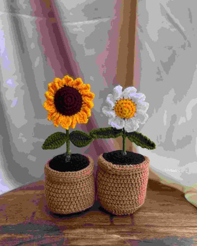 Unique Daisy & Sunflower Woolen Crochet  Flower with Pot | Pack of 2 | 4 x 9 inches