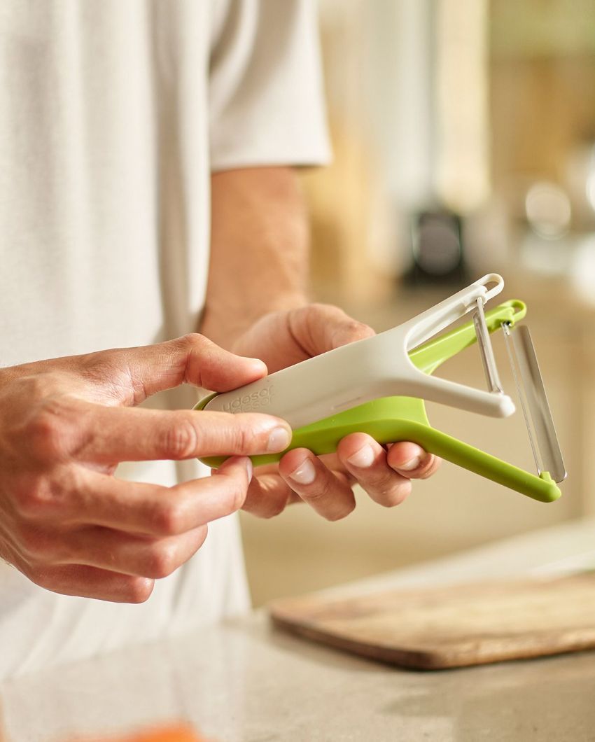 Beautiful Design Green & White Nest Peel Peeler | Pack of 2