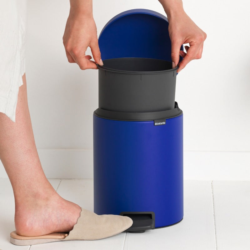 NewIcon Stylish Pedal Bin | 5000 ml Blue