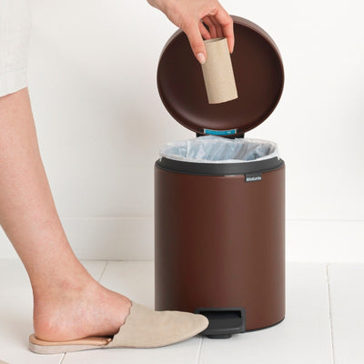 NewIcon Stylish Pedal Bin | 5000 ml Brown