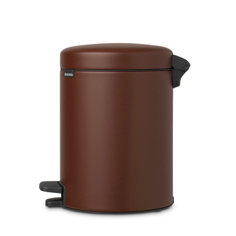 NewIcon Stylish Pedal Bin | 5000 ml Brown