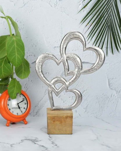 Triple Heart Decor Aluminum Sculpture