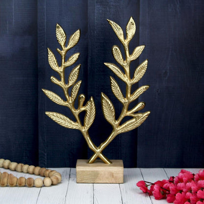 Wreath Gold Aluminum Tree Sculpture | 12 x 4 x 18 inches