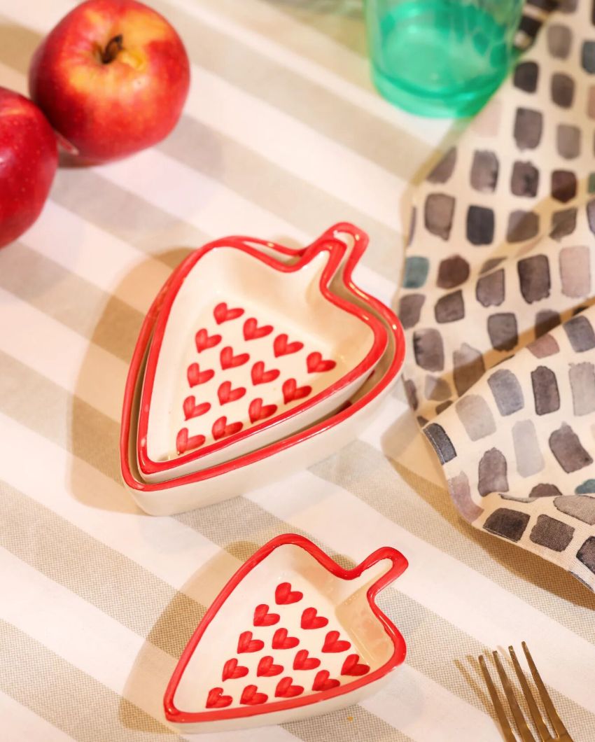 Charming Strawberry Fields Ceramic Platter | Set of 3