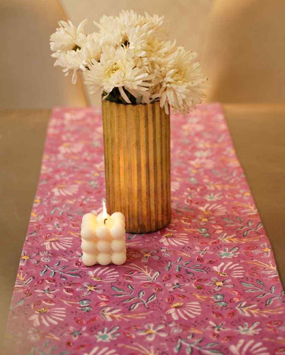 Blooming Cotton Table Runner 51  Inches