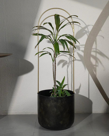 Luna Standing Large Metal Planter| Plant Not Included