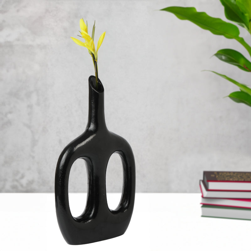 Otilia Glossy Textured Vase Black