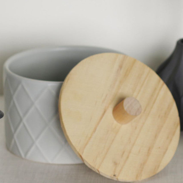 Ceramic Criss-Cross Jar With Wooden  Lid | 4 x 5 inches