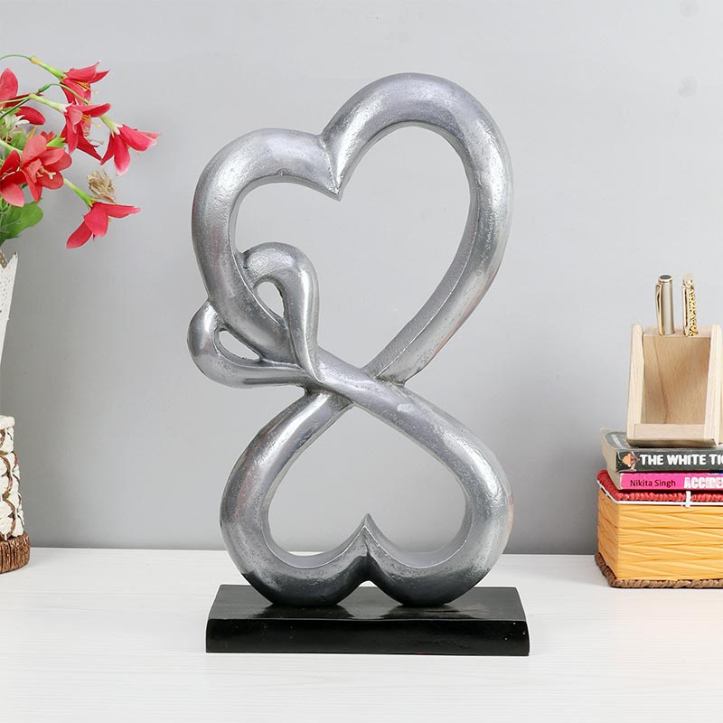 Aluminium Family Heart Small Sculpture | 7 x 4 x 13 inches