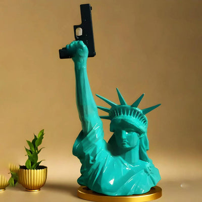 Resin Statue Of Liberty With Gun